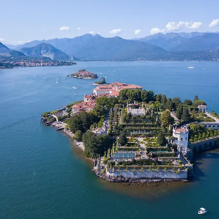 Apartment Petit Bijou De 2 Steps From - Happy Stresa