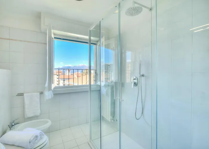 Petit Bijou De 2 Steps From - Happy Stresa