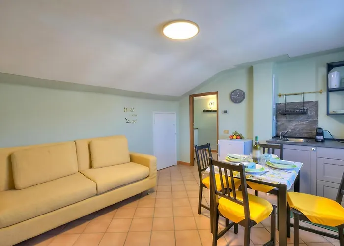 Apartment Petit Bijou De 2 Steps From - Happy *